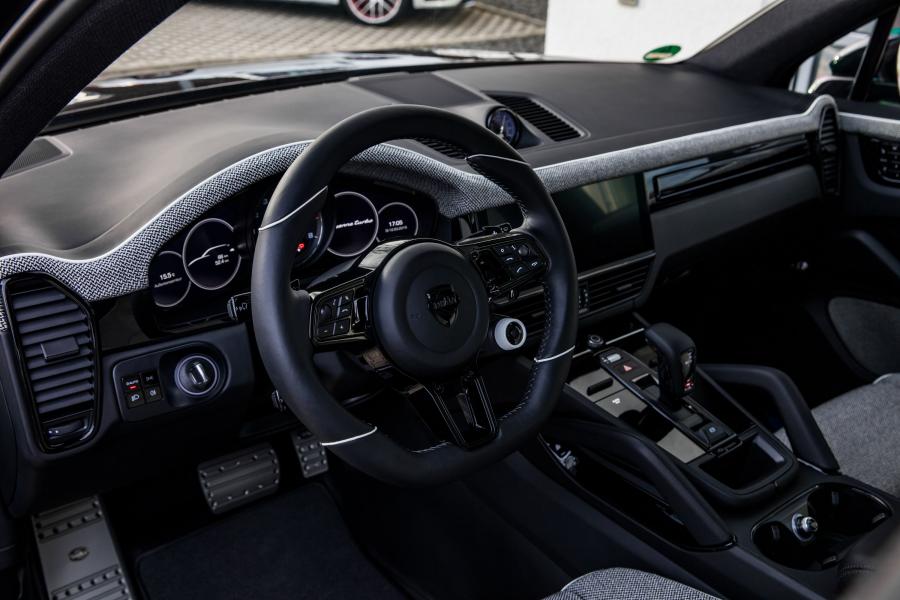 Интерьер Porsche Cayenne Turbo by TechArt (PO536) 2018 года  (фото 25 из 40)